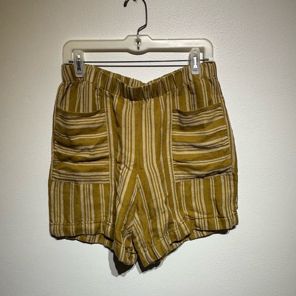 J. Jill Mustard Striped Women's Cargo Shorts